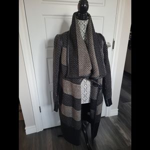 Line size small sweater coat